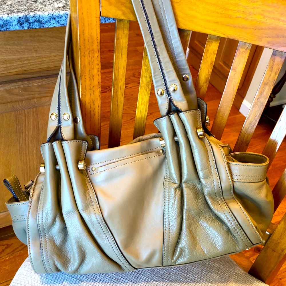 Makowsky leather purse